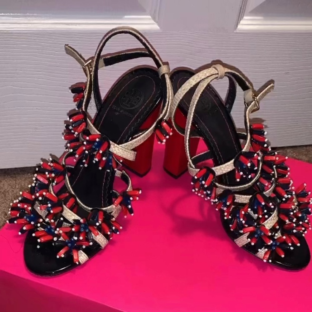 TORY BURCH!